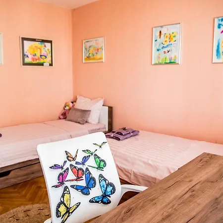 Perfectly Located Kid Friendly Varna